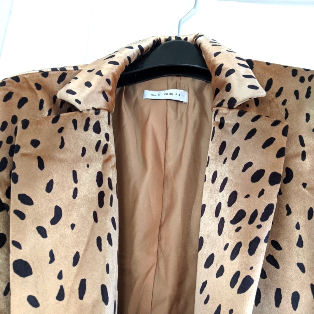 Leopard Print Coat - image 8